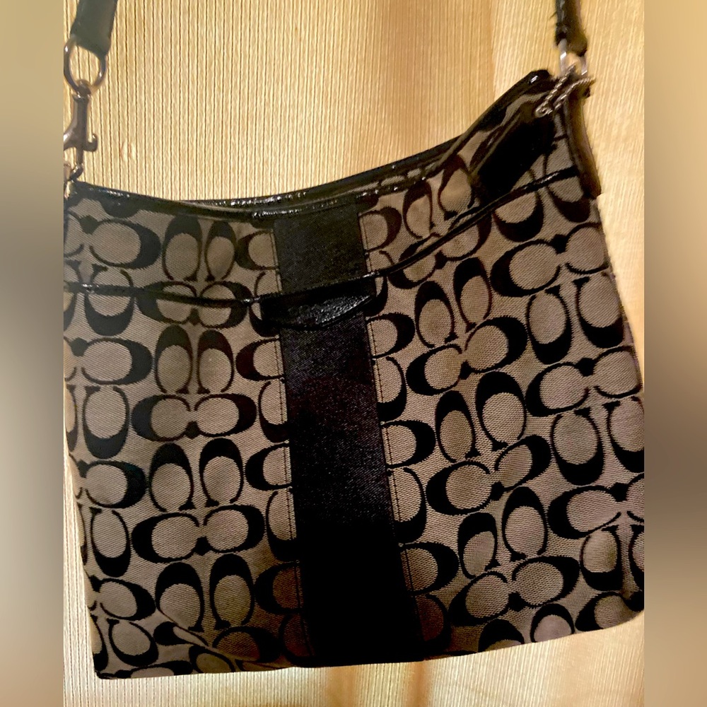Coach shoulder bag